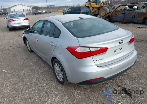 2016 Kia Forte Lx z USA, uszkodzony, nr VIN KNAFX4A69G5444259
